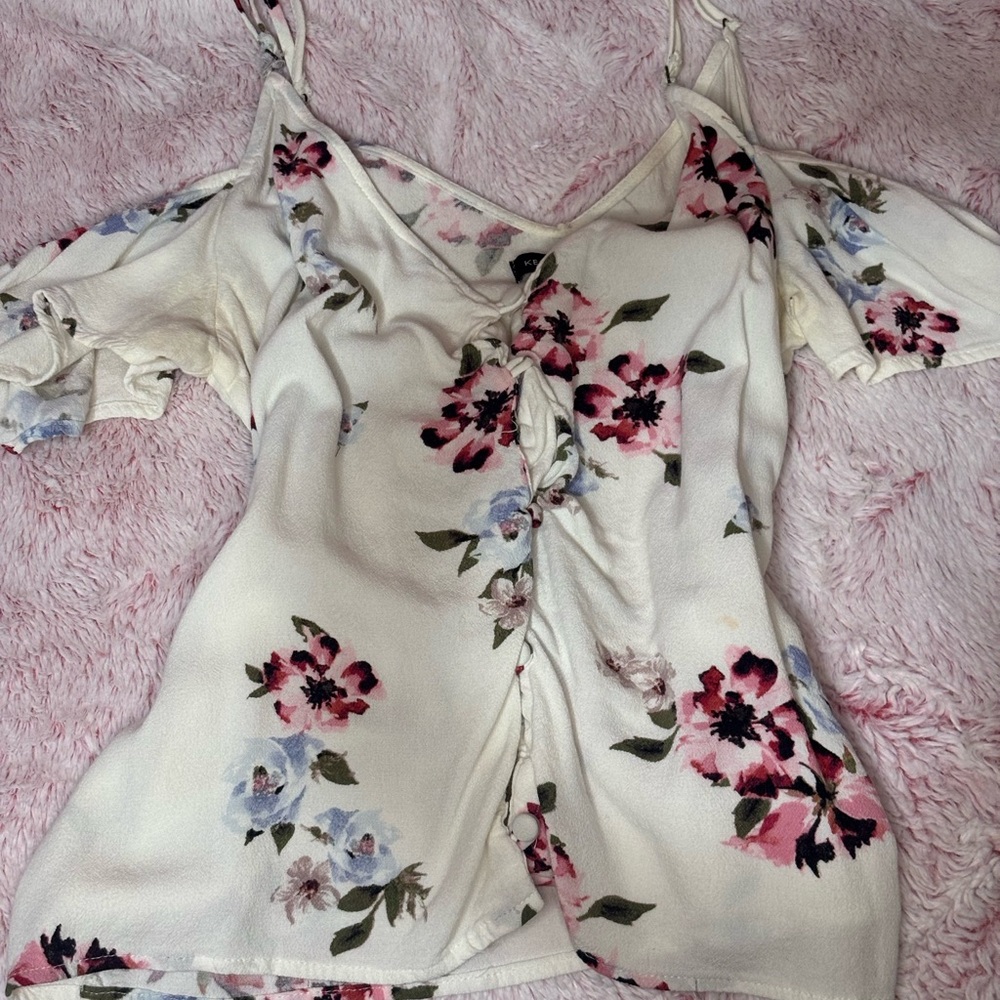 Floral Cold Shoulder Top